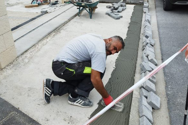 Artisans carreleurs à Montfermeil en Seine Saint Denis 93